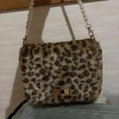 ヒョウ柄ファーショルダーバッグ