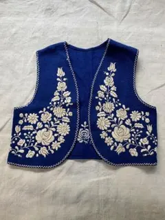 Item thumbnail for item 3b97c80a-39fc-4d23-a04a-462b541c0cb8