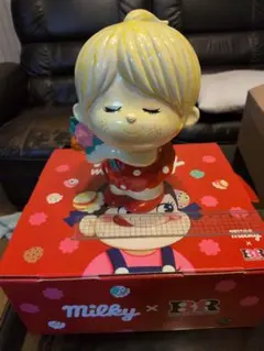 水森亜土貯金箱