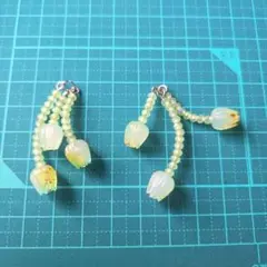 No.62-6　チューリップ黄緑　ピアスorイヤリング