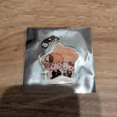 BLEACHサンリオ　アクリルチャーム　黒崎一護&ハローキティ