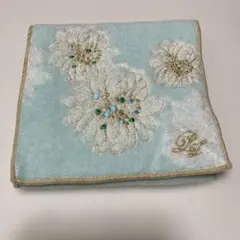 PAUL & JOE 花柄ポケットハンカチ 水色