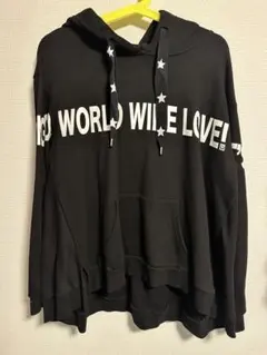 【美品】WORLD WIDE LOVE! パーカーのサムネイル