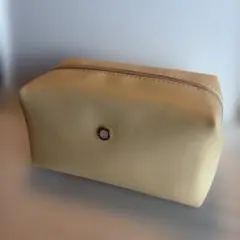 【新品未使用】エミレーツ航空ビジネスクラスBVLGARI アメニティポーチ
