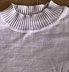 リブ編みハイネック長袖ニット　Mサイズ