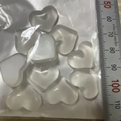 ハート　カボション　白　ハンドメイドパーツ　貼り付け
