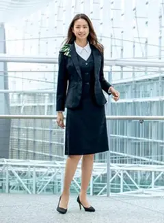 ★タグ付新品★　セットアップスーツ　3点セット　13号　ブラックチェック　事務服