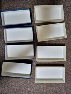 青と白の収納ボックス4個セット