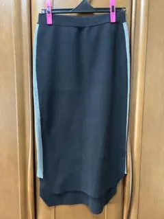 LOWRYS FARM 黒ニットタイトスカート