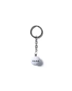 キーホルダー FCRB 26SS SOCCER BALL KEYCHAIN WHITE FCRB 26SS SOCCER BALL KEYCHAIN BLACK - メルカリ