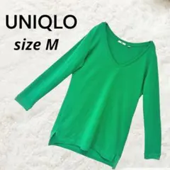 ユニクロ [M] Vネックニットカットソー 緑 インナー
