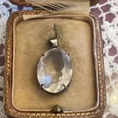 ヴィンテージ　本水晶　クリスタル　天然石　ペンダントトップ　ネックレス　ヘッド