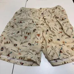 アウトドア柄 ショートパンツ クリーム色のサムネイル