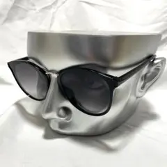 Item thumbnail for item a55a366a-b5c4-4335-8b44-8451134de0af