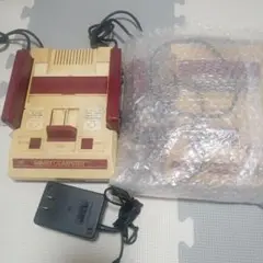 ジャンク Nintendo Family Computer 本体2個アダプタ1個