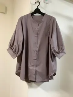 リ*3様 未使用品　パープル 五分袖 パールボタンブラウス　LL