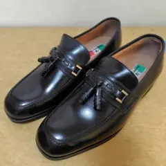 黒レザータッセルローファー