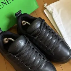 美品　bottega veneta 22aw pillow sneaker 43のサムネイル