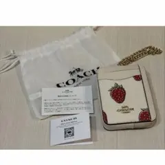 新品・未使用コーチCOACH 二つ折り財布 ストロベリー柄 ホワイト