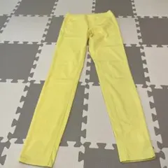 送料込み‼️UNIQLO スキニーパンツ イエロー Sサイズ