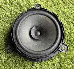 日産 ノート HE12 純正スピーカー 1個のサムネイル