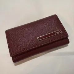 PRADA レザー キーケース