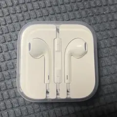 Apple EarPods ホワイト ケース付き