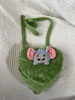 美品　東京ディズニーシー　ファンタジースプリングス　ティンカーベル　チーズポーチ