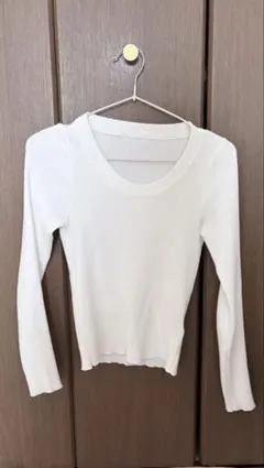 ホワイト リブ編み 長袖Tシャツ