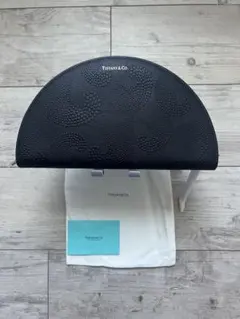 新品 TIFFANY&Co.ティファニー ハーフムーンウォレット黒 レザー箱付きのサムネイル