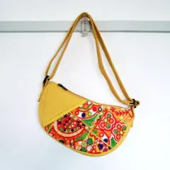 【チャイハネ】ザレリナクレセントショルダー インド刺繍 エスニックのサムネイル