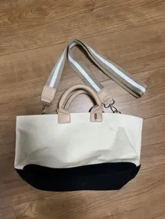 anyFAM ショルダーバック