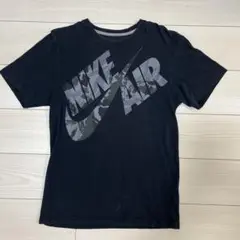 Nike ブラック Tシャツ Sサイズ