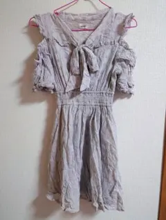 evelyn オフショルダー ミニワンピース