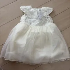 petit main アイボリー ワンピース 90cm 新品　ドレスのサムネイル