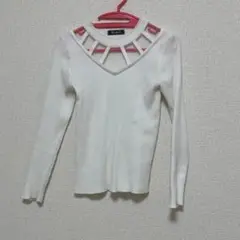 ✴︎値下中　Il. D.o.t. ホワイトニット 長袖 Vネック