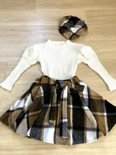 【SHEIN 4点セット】トップス スカート ベルト ベレー帽 チェック