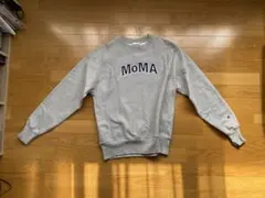 MoMA Champion スウェット グレー