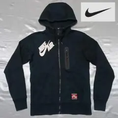 【NIKE】ナイキエアの黒いフルジップパーカージャケット（Sサイズ）