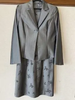 スーツ3点セット　セレモニー　入学式　9号