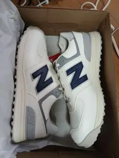 New Balance 574 ゴルフシューズ ホワイト/ネイビー
