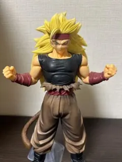 黒衣の戦士　スーパサイヤ人3