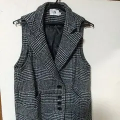 Item thumbnail for item a3109476-4d40-43ff-a4af-66cdf7bc0510