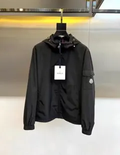 MONCLER ブラック ナイロンジャケット