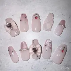 Item thumbnail for item ea57e3db-b505-45d6-ad8c-f6ebc5e6bb83