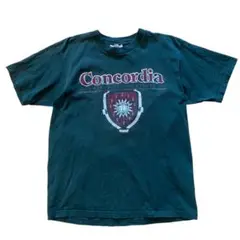 Concordia Tシャツ ダークグリーン