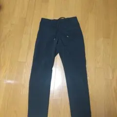 ユニクロ セオリー 感動イージーパンツ