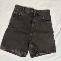 ZARA ブラックデニム　ショートパンツ　ハイウェスト　32