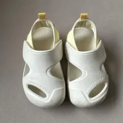 New Balance キッズサンダル ホワイト/イエロー