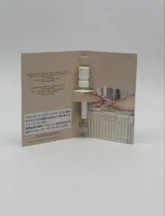 新品 クロエ オードパルファム ルミヌーズ 1.2ml 香水サンプルのサムネイル